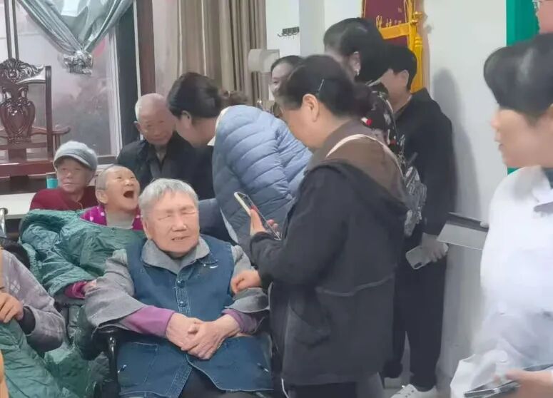 微信图片_2025-10-31_094148_506.jpg